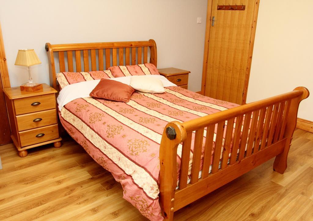 Clare'S Rock Self-Catering Accommodation Carron المظهر الخارجي الصورة